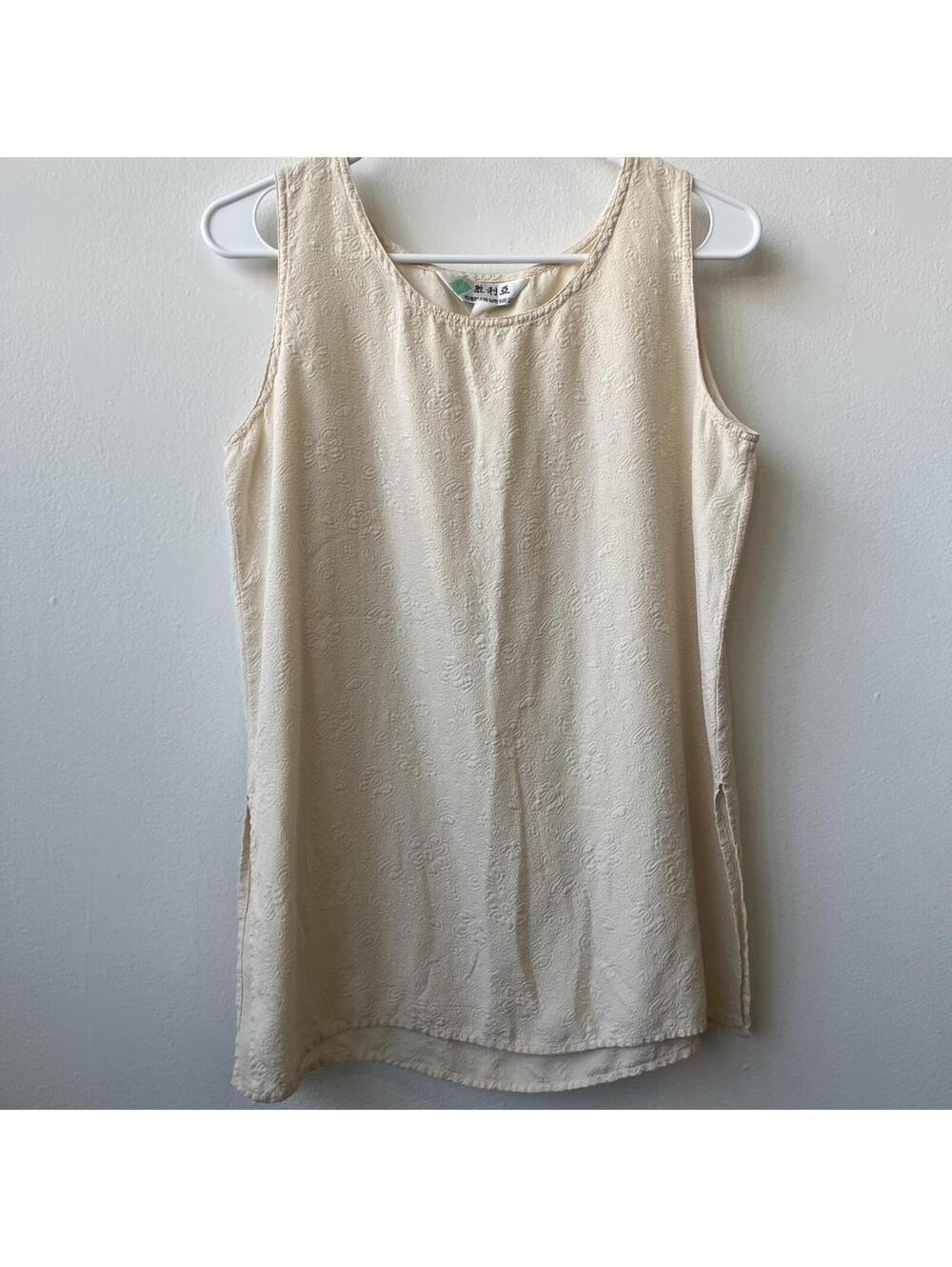 100% silk textured top size medium #QuietLuxury #CottageCore #Festival